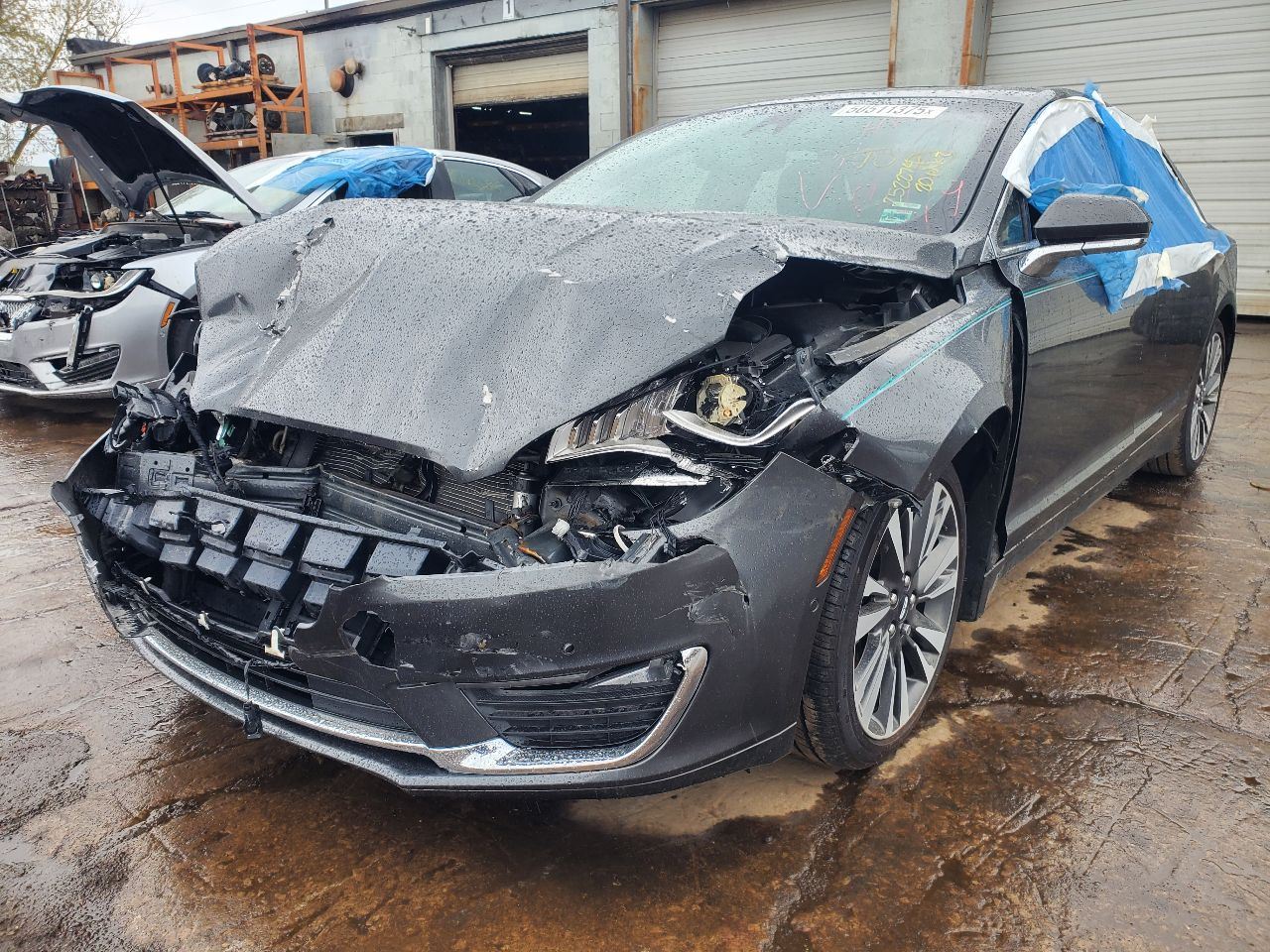 https://f005.backblazeb2.com/file/img-partshotlines-com/Inventory/MA726/Vehicle/40301_03.jpg