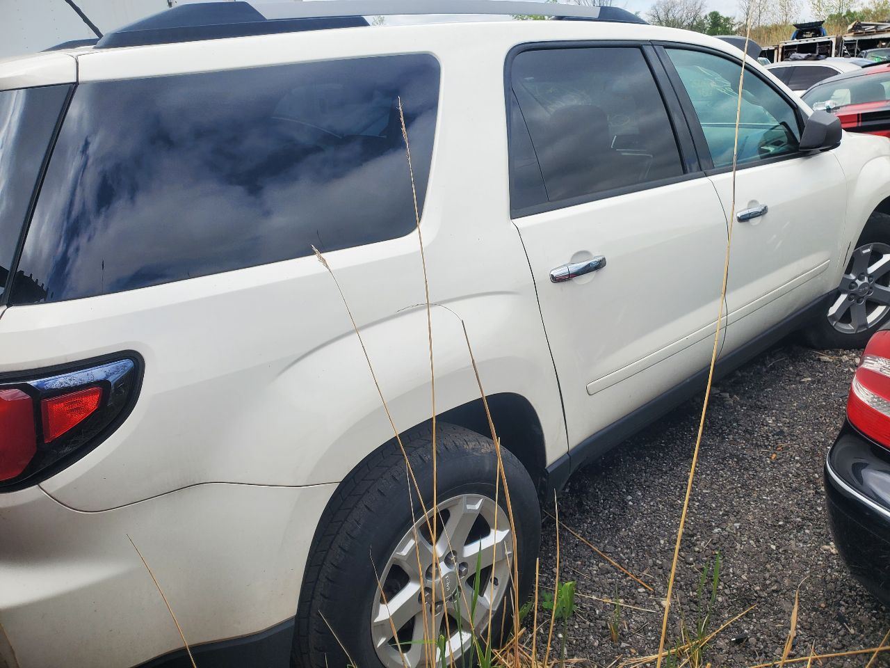 https://f005.backblazeb2.com/file/img-partshotlines-com/Inventory/MA726/Vehicle/40329_07.jpg