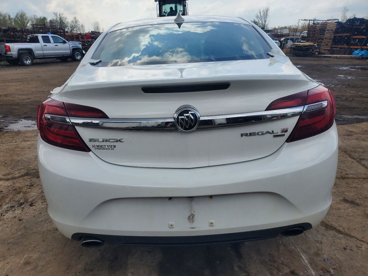 https://f005.backblazeb2.com/file/img-partshotlines-com/Inventory/MA726/Vehicle/40333_06.jpg
