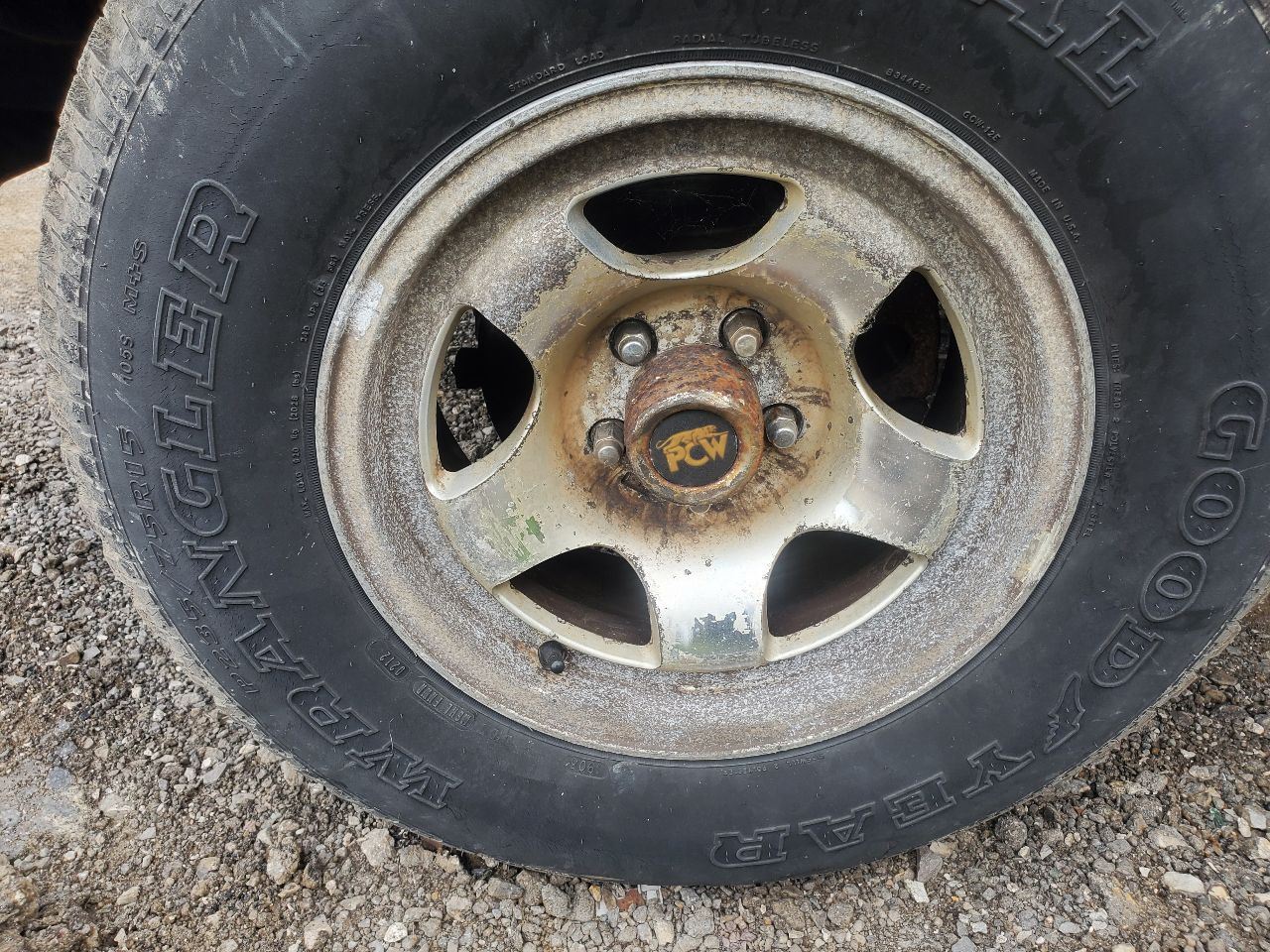 https://f005.backblazeb2.com/file/img-partshotlines-com/Inventory/MA726/Vehicle/40526_12.jpg