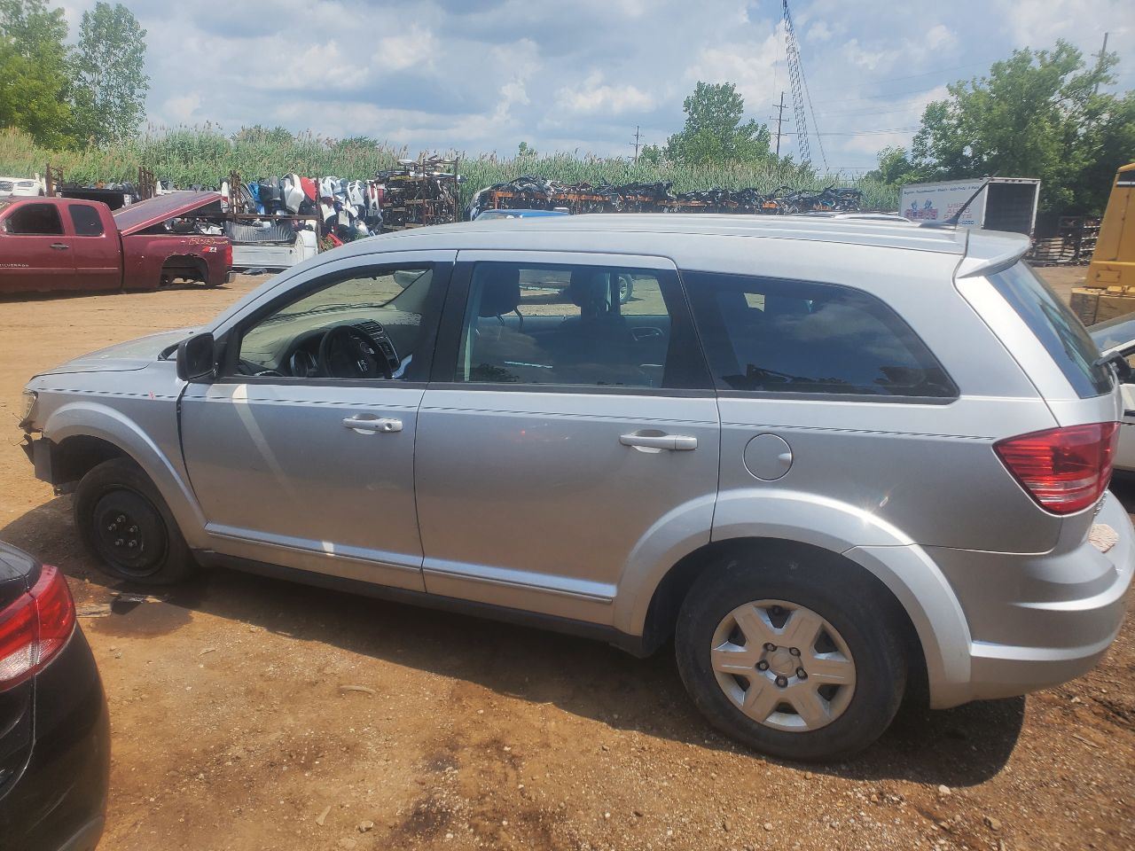 https://f005.backblazeb2.com/file/img-partshotlines-com/Inventory/MA726/Vehicle/40570_04.jpg