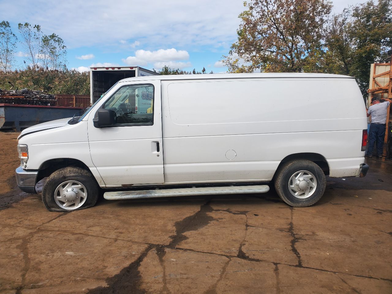 https://f005.backblazeb2.com/file/img-partshotlines-com/Inventory/MA726/Vehicle/40577_04.jpg