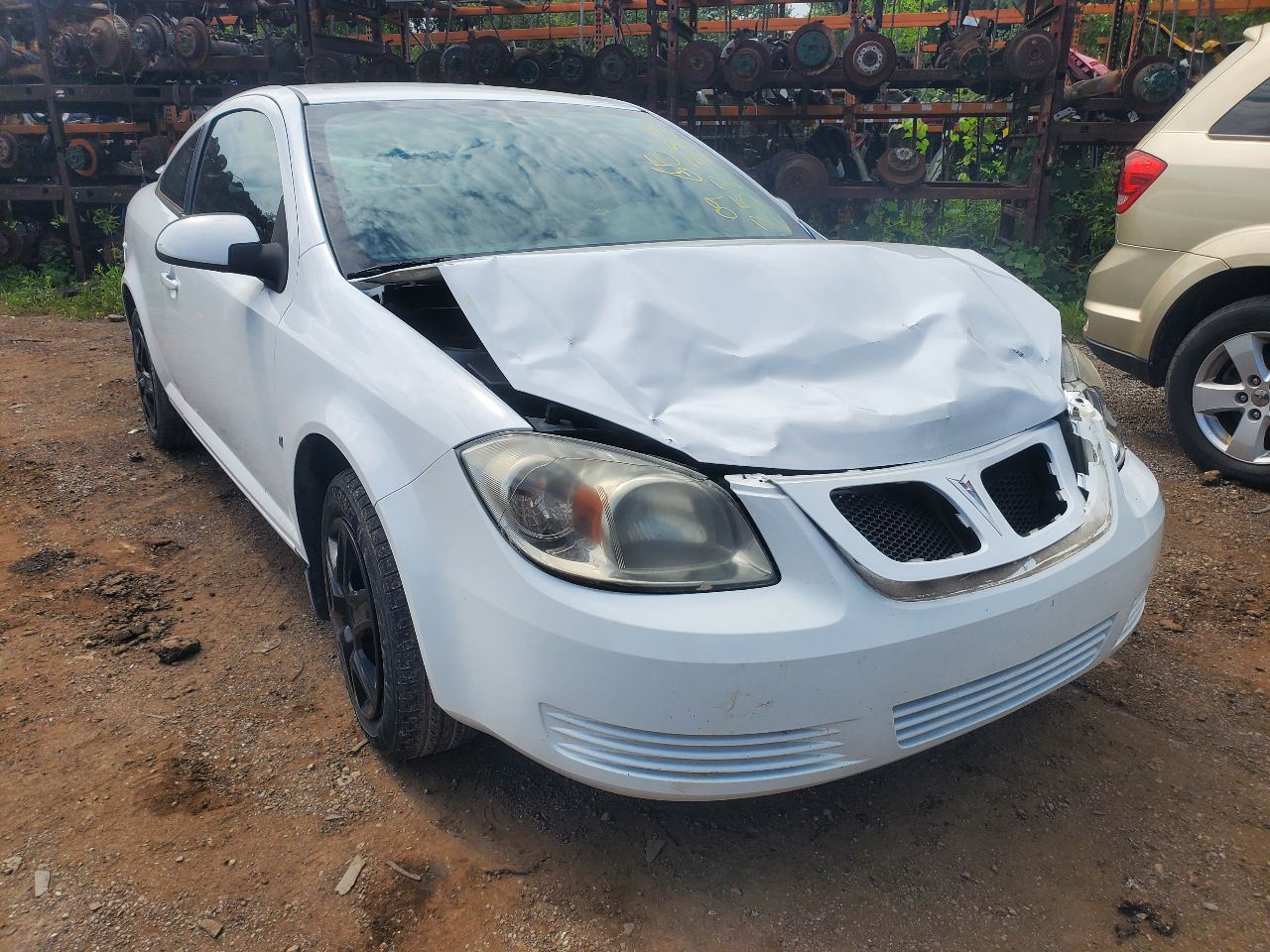 https://f005.backblazeb2.com/file/img-partshotlines-com/Inventory/MA726/Vehicle/40642_01.jpg