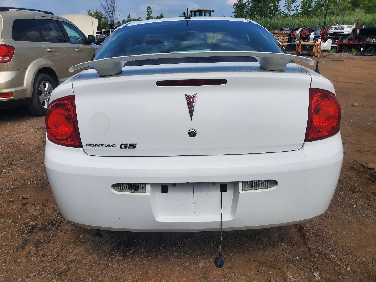 https://f005.backblazeb2.com/file/img-partshotlines-com/Inventory/MA726/Vehicle/40642_06.jpg