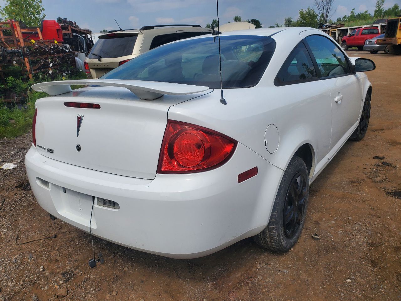https://f005.backblazeb2.com/file/img-partshotlines-com/Inventory/MA726/Vehicle/40642_07.jpg