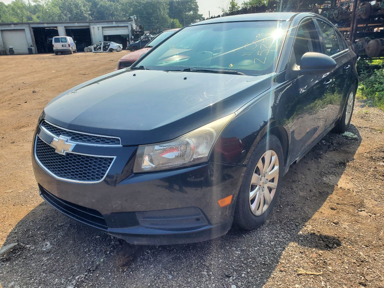 https://f005.backblazeb2.com/file/img-partshotlines-com/Inventory/MA726/Vehicle/40663_03.jpg