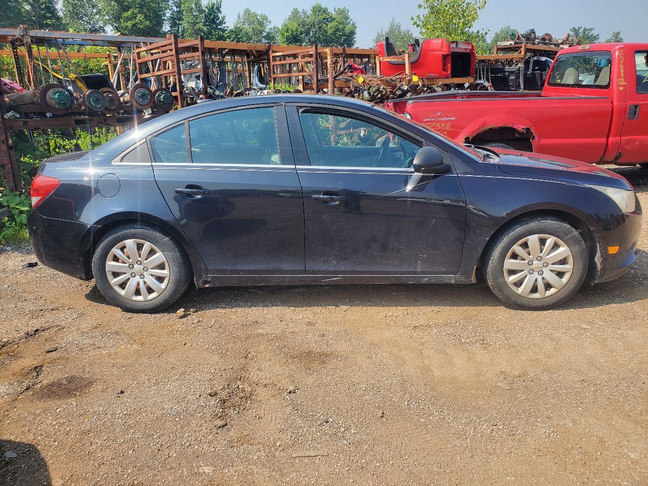 https://f005.backblazeb2.com/file/img-partshotlines-com/Inventory/MA726/Vehicle/40663_08.jpg