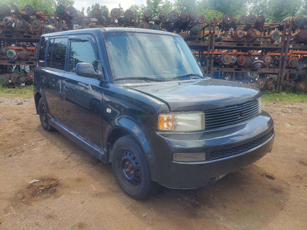 https://f005.backblazeb2.com/file/img-partshotlines-com/Inventory/MA726/Vehicle/40664_01.jpg