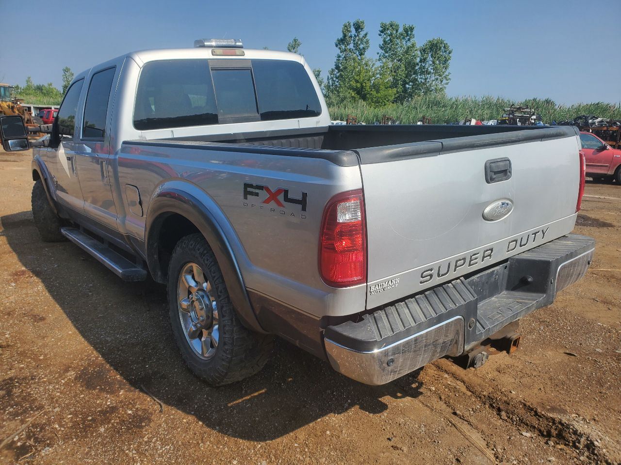 https://f005.backblazeb2.com/file/img-partshotlines-com/Inventory/MA726/Vehicle/40690_05.jpg