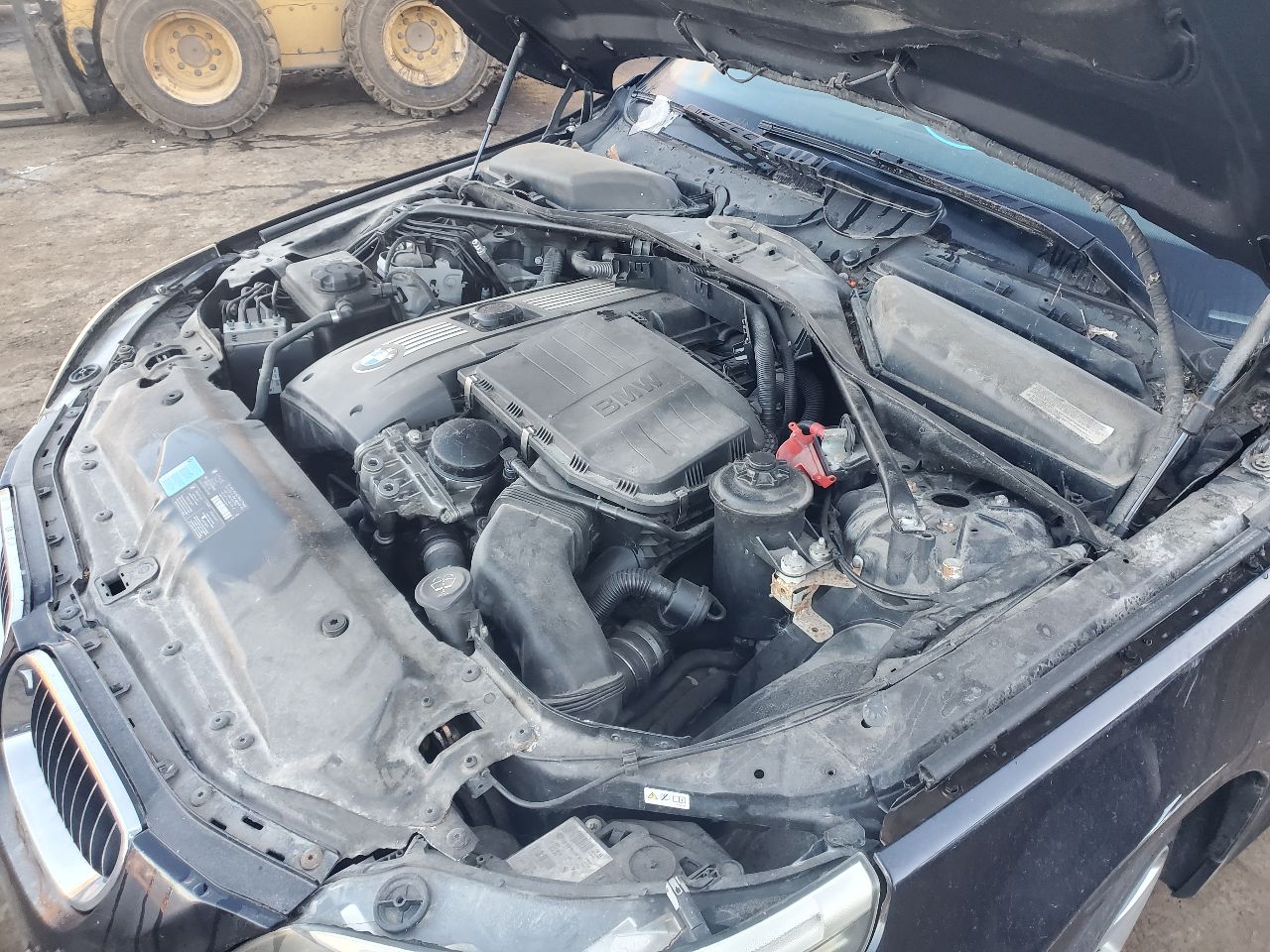 https://f005.backblazeb2.com/file/img-partshotlines-com/Inventory/MA726/Vehicle/40722_11.jpg