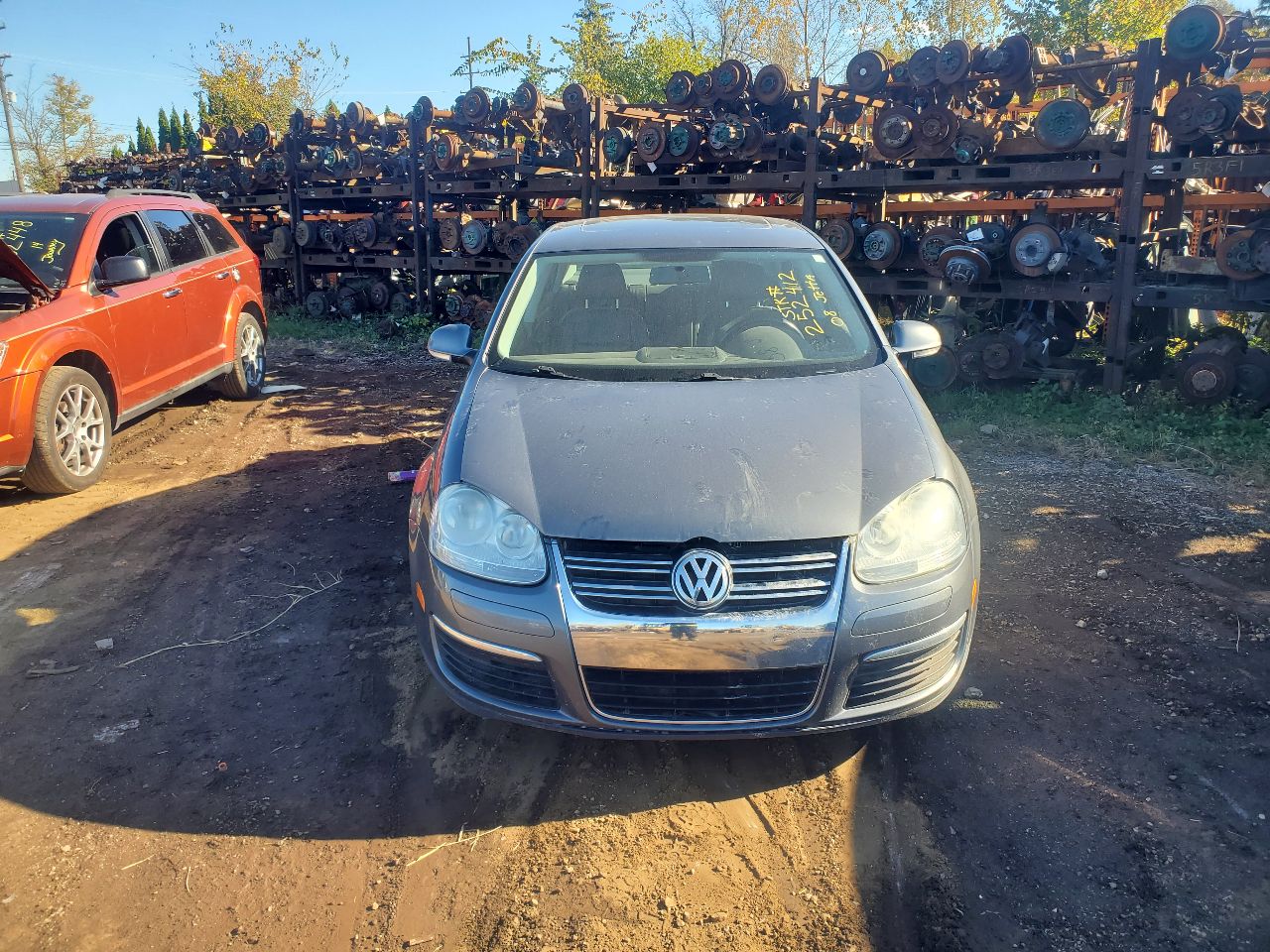 https://f005.backblazeb2.com/file/img-partshotlines-com/Inventory/MA726/Vehicle/40761_02.jpg