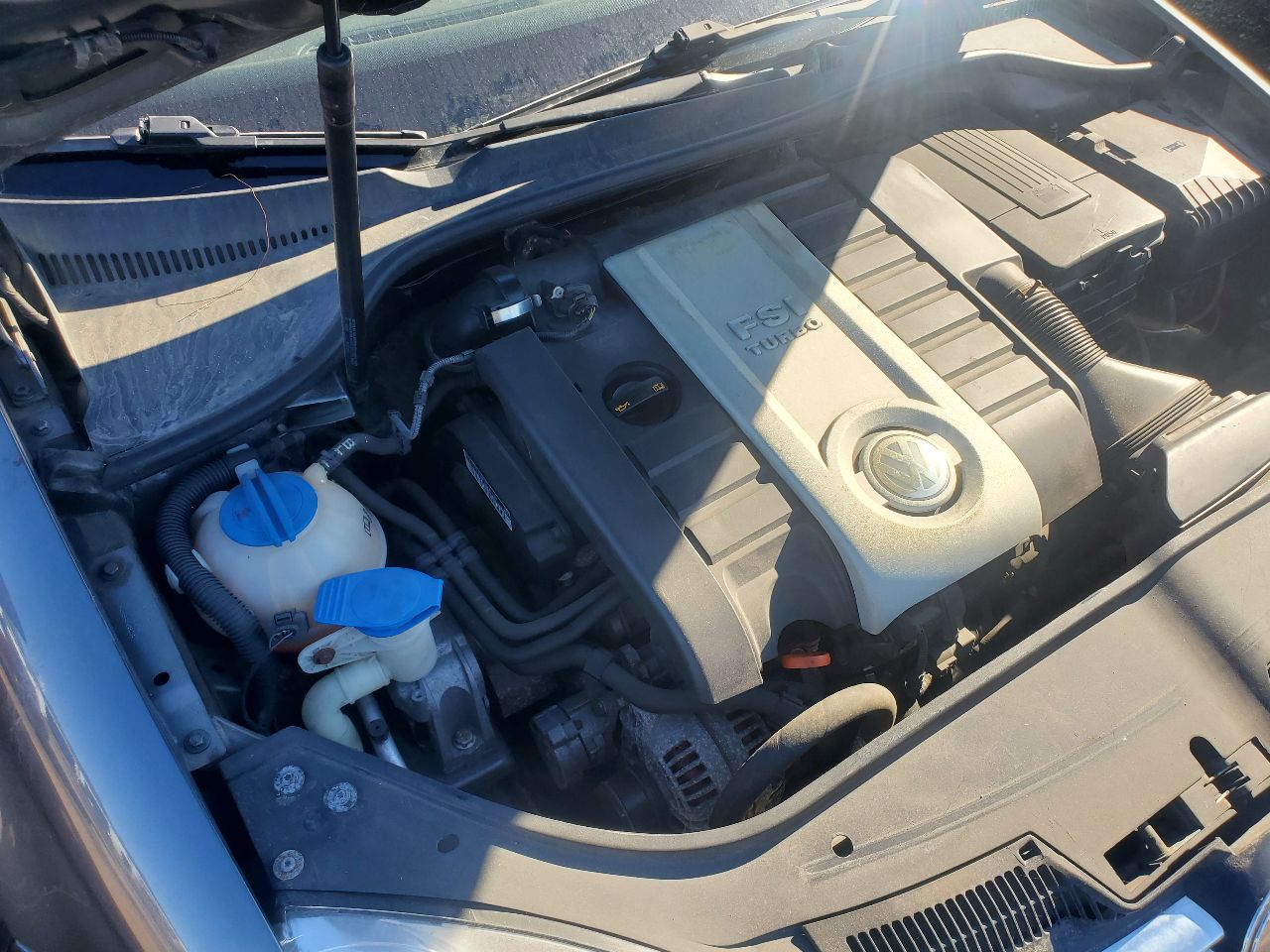 https://f005.backblazeb2.com/file/img-partshotlines-com/Inventory/MA726/Vehicle/40761_09.jpg