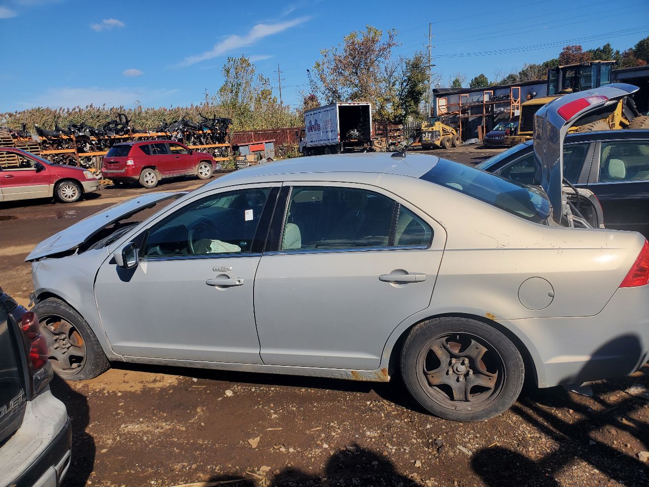https://f005.backblazeb2.com/file/img-partshotlines-com/Inventory/MA726/Vehicle/40844_04.jpg