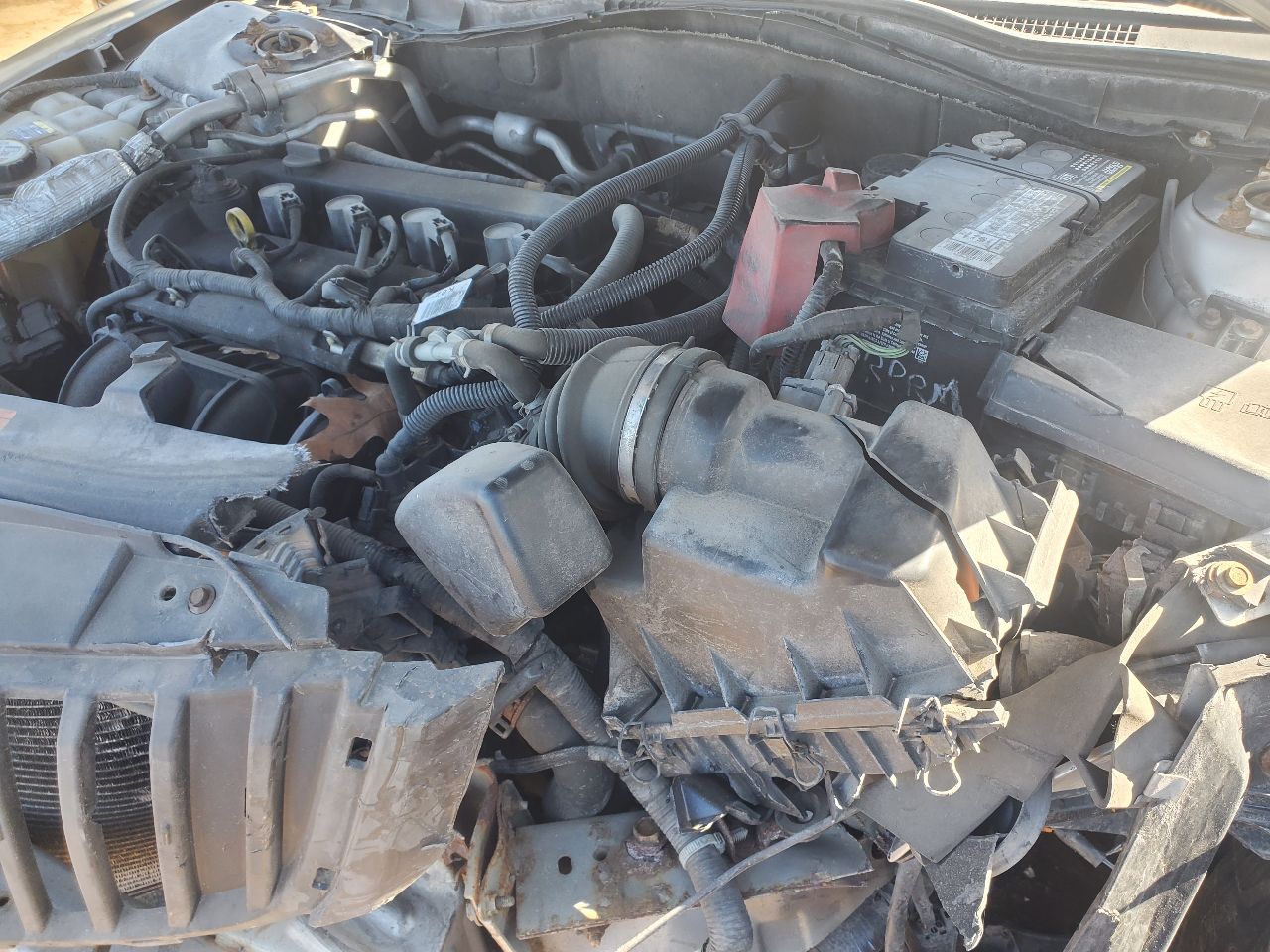 https://f005.backblazeb2.com/file/img-partshotlines-com/Inventory/MA726/Vehicle/40844_12.jpg