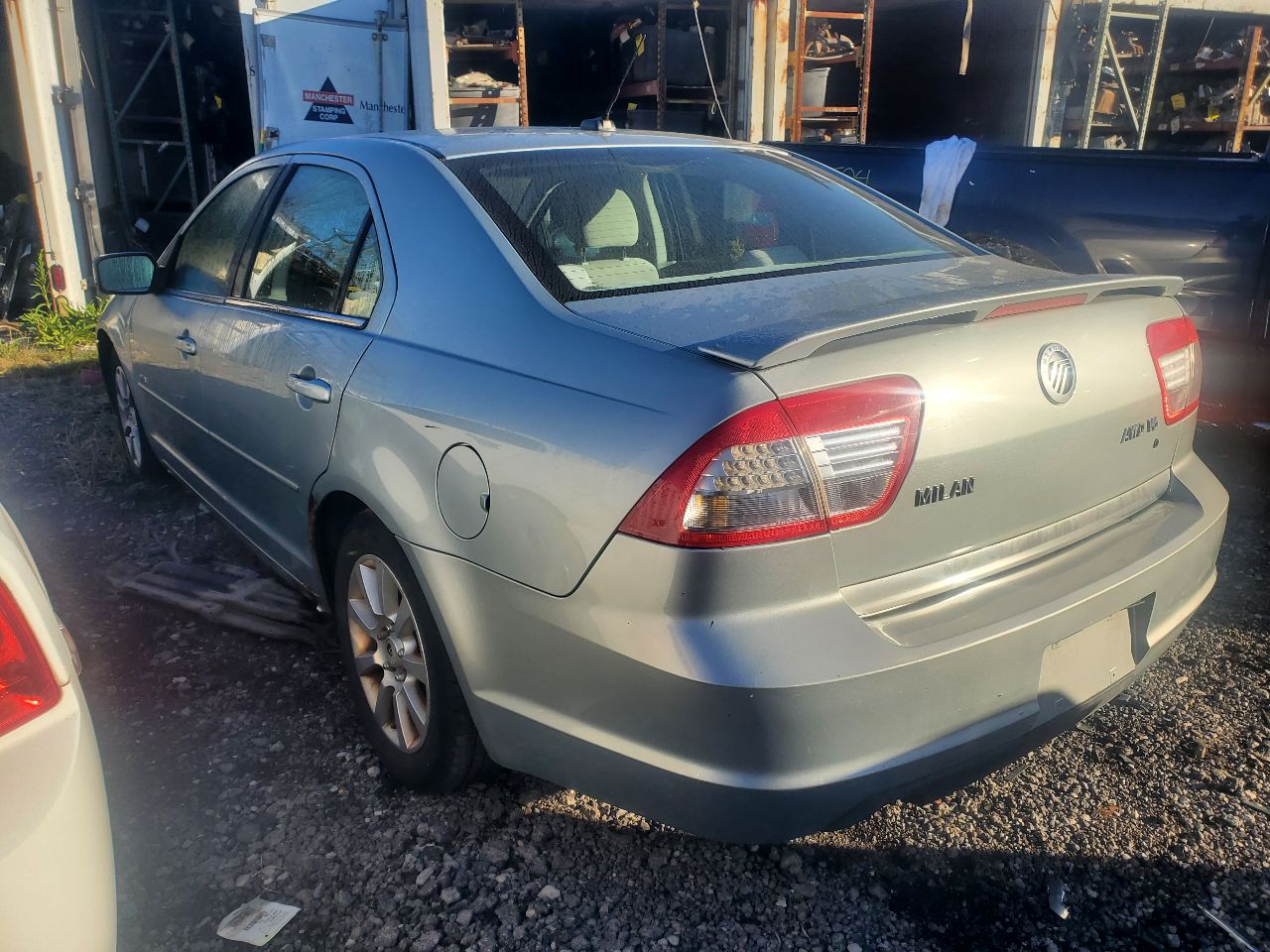 https://f005.backblazeb2.com/file/img-partshotlines-com/Inventory/MA726/Vehicle/40845_05.jpg