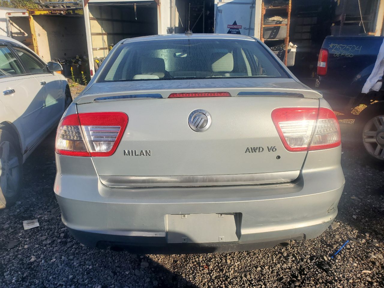 https://f005.backblazeb2.com/file/img-partshotlines-com/Inventory/MA726/Vehicle/40845_06.jpg