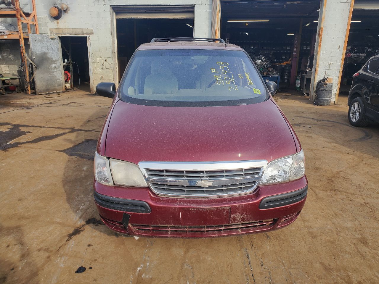 https://f005.backblazeb2.com/file/img-partshotlines-com/Inventory/MA726/Vehicle/40855_02.jpg