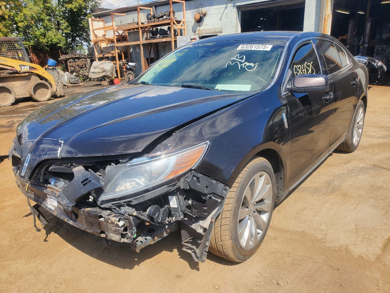 https://f005.backblazeb2.com/file/img-partshotlines-com/Inventory/MA726/Vehicle/40941_03.jpg
