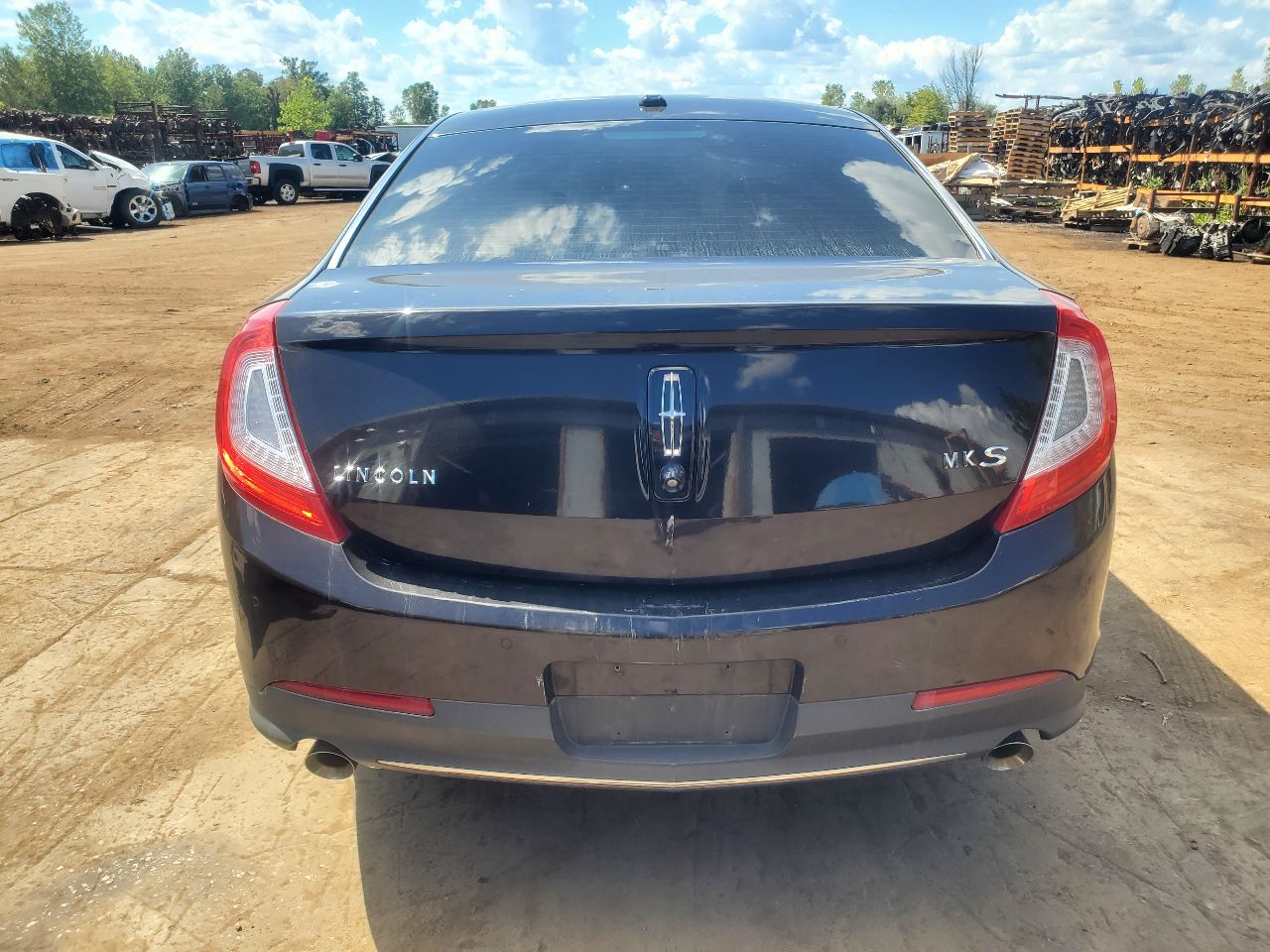 https://f005.backblazeb2.com/file/img-partshotlines-com/Inventory/MA726/Vehicle/40941_06.jpg