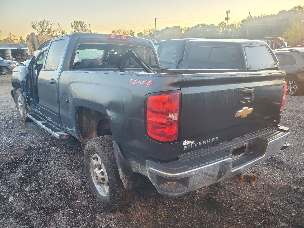 https://f005.backblazeb2.com/file/img-partshotlines-com/Inventory/MA726/Vehicle/40993_05.jpg