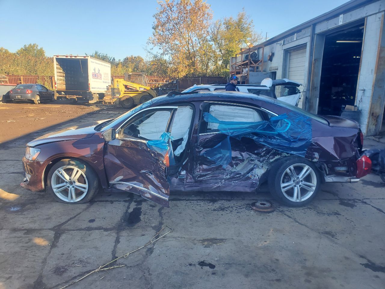 https://f005.backblazeb2.com/file/img-partshotlines-com/Inventory/MA726/Vehicle/41015_04.jpg