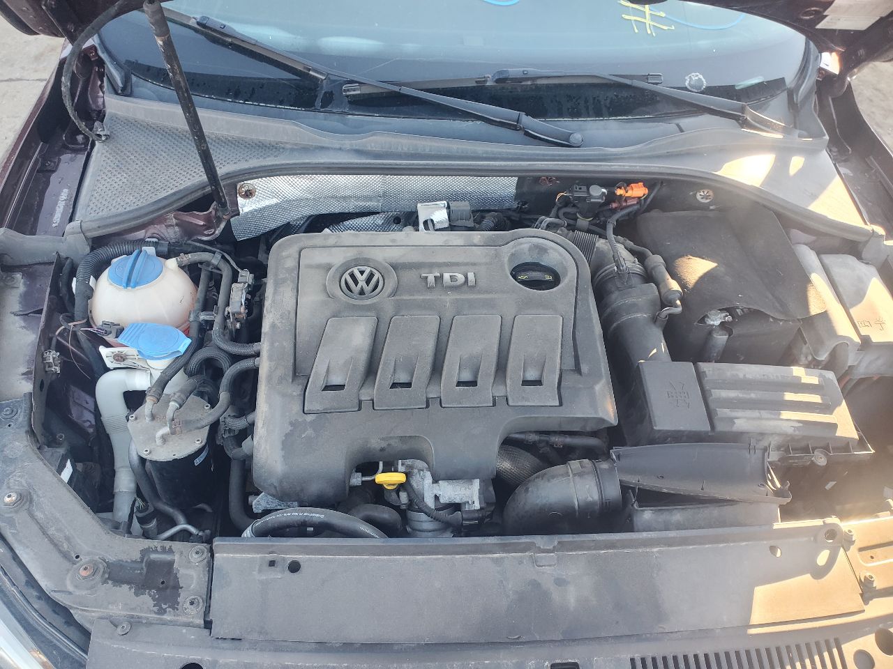 https://f005.backblazeb2.com/file/img-partshotlines-com/Inventory/MA726/Vehicle/41015_10.jpg