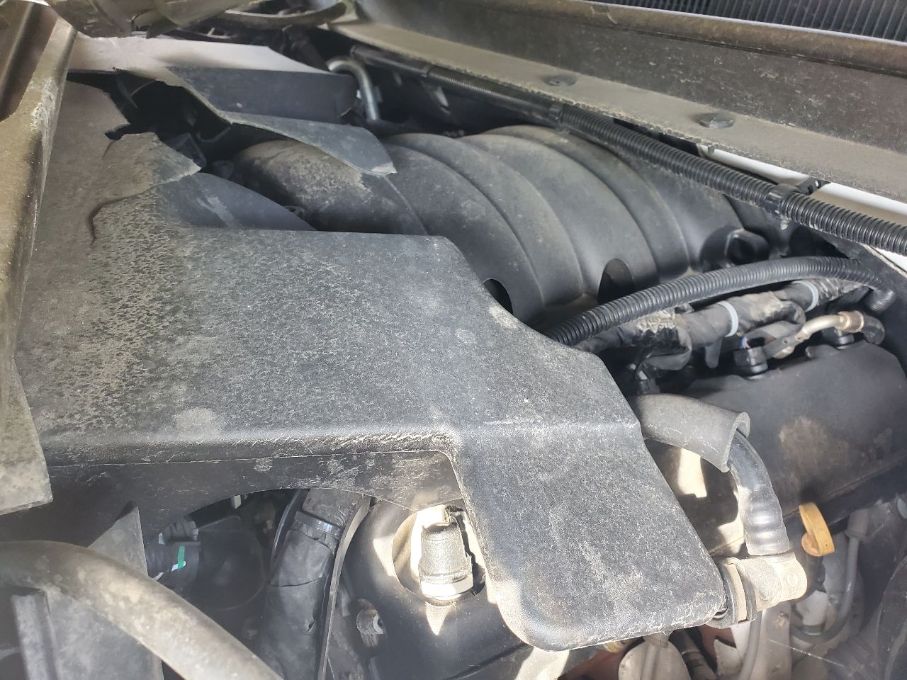 https://f005.backblazeb2.com/file/img-partshotlines-com/Inventory/MA726/Vehicle/41165_09.jpg