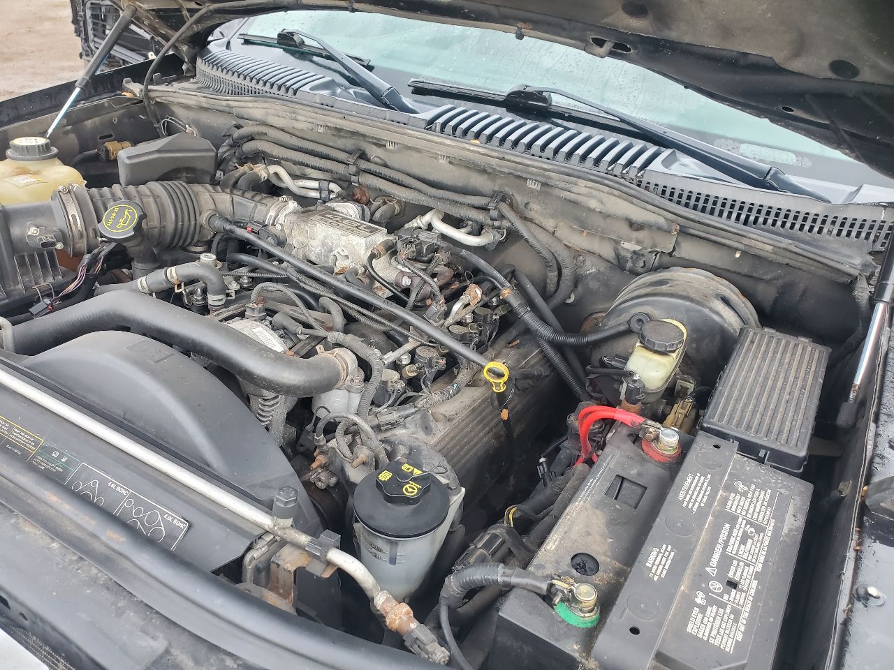 https://f005.backblazeb2.com/file/img-partshotlines-com/Inventory/MA726/Vehicle/41188_10.jpg