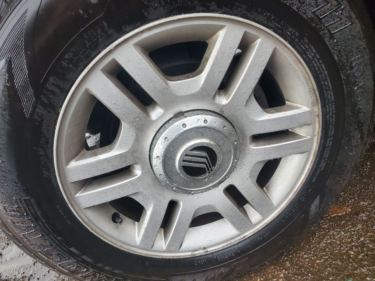 https://f005.backblazeb2.com/file/img-partshotlines-com/Inventory/MA726/Vehicle/41188_12.jpg