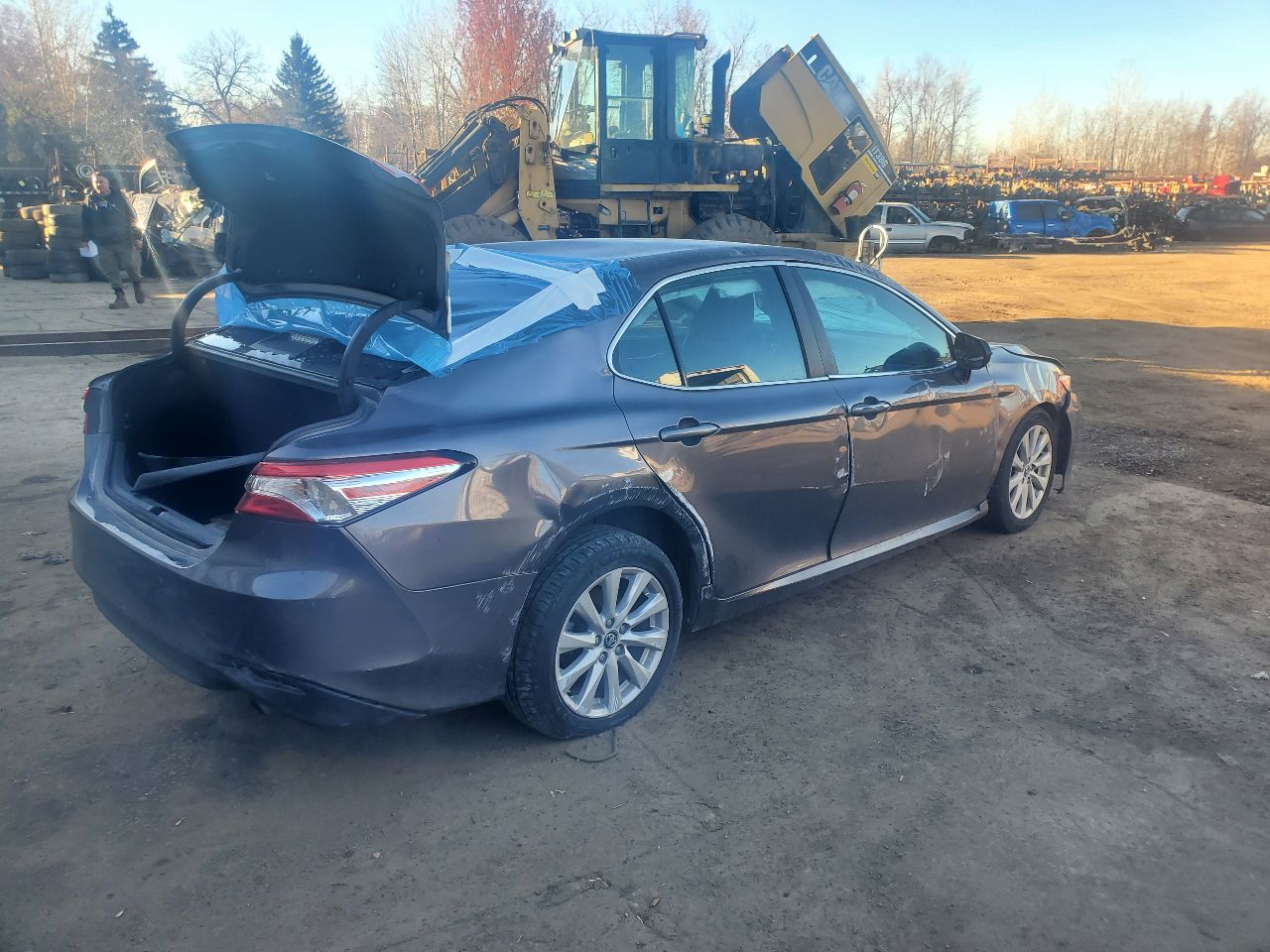 https://f005.backblazeb2.com/file/img-partshotlines-com/Inventory/MA726/Vehicle/41302_07.jpg