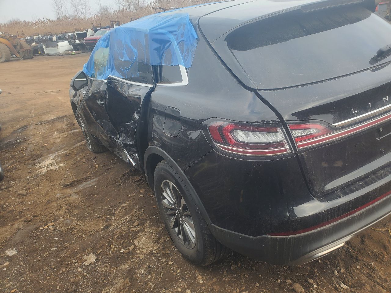 https://f005.backblazeb2.com/file/img-partshotlines-com/Inventory/MA726/Vehicle/41393_05.jpg