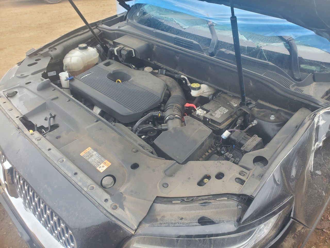 https://f005.backblazeb2.com/file/img-partshotlines-com/Inventory/MA726/Vehicle/41393_11.jpg