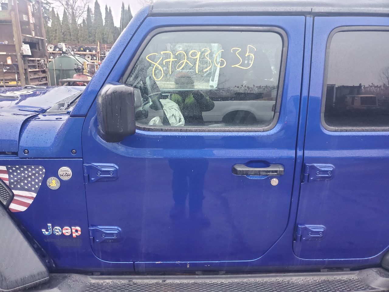 https://f005.backblazeb2.com/file/img-partshotlines-com/Inventory/MA726/Vehicle/41483_09.jpg