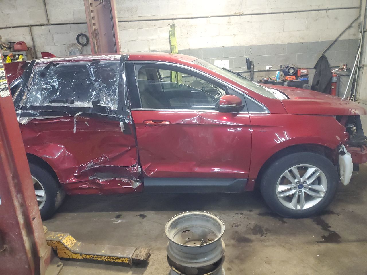 https://f005.backblazeb2.com/file/img-partshotlines-com/Inventory/MA726/Vehicle/41486_06.jpg