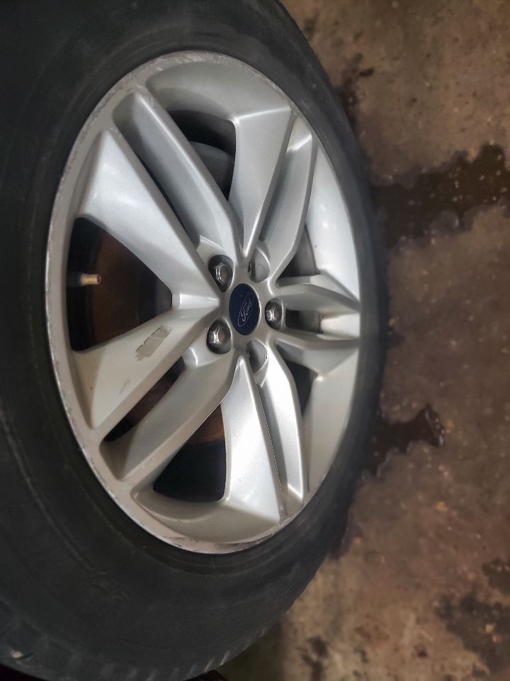 https://f005.backblazeb2.com/file/img-partshotlines-com/Inventory/MA726/Vehicle/41486_12.jpg