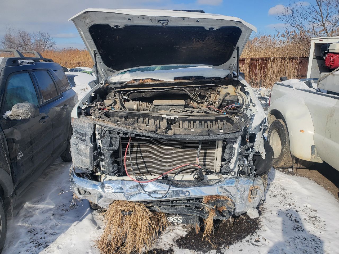 https://f005.backblazeb2.com/file/img-partshotlines-com/Inventory/MA726/Vehicle/41582_02.jpg