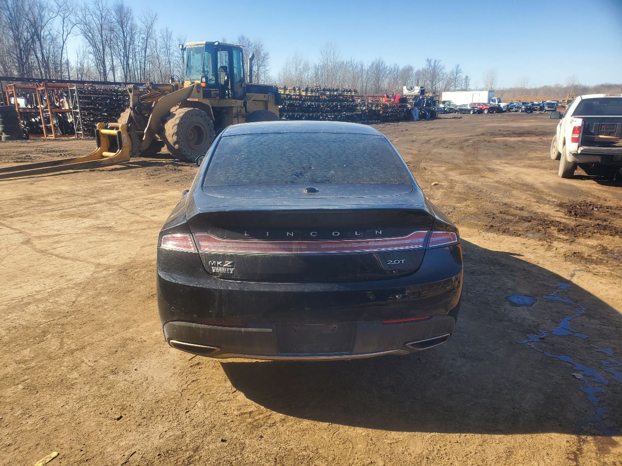 https://f005.backblazeb2.com/file/img-partshotlines-com/Inventory/MA726/Vehicle/41775_10.jpg