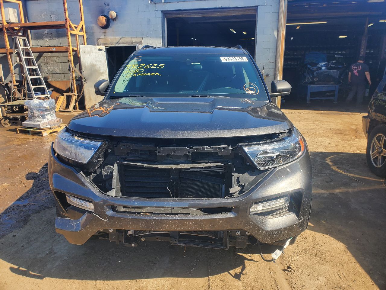 https://f005.backblazeb2.com/file/img-partshotlines-com/Inventory/MA726/Vehicle/41804_02.jpg