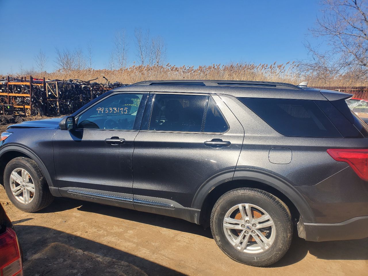 https://f005.backblazeb2.com/file/img-partshotlines-com/Inventory/MA726/Vehicle/41804_04.jpg