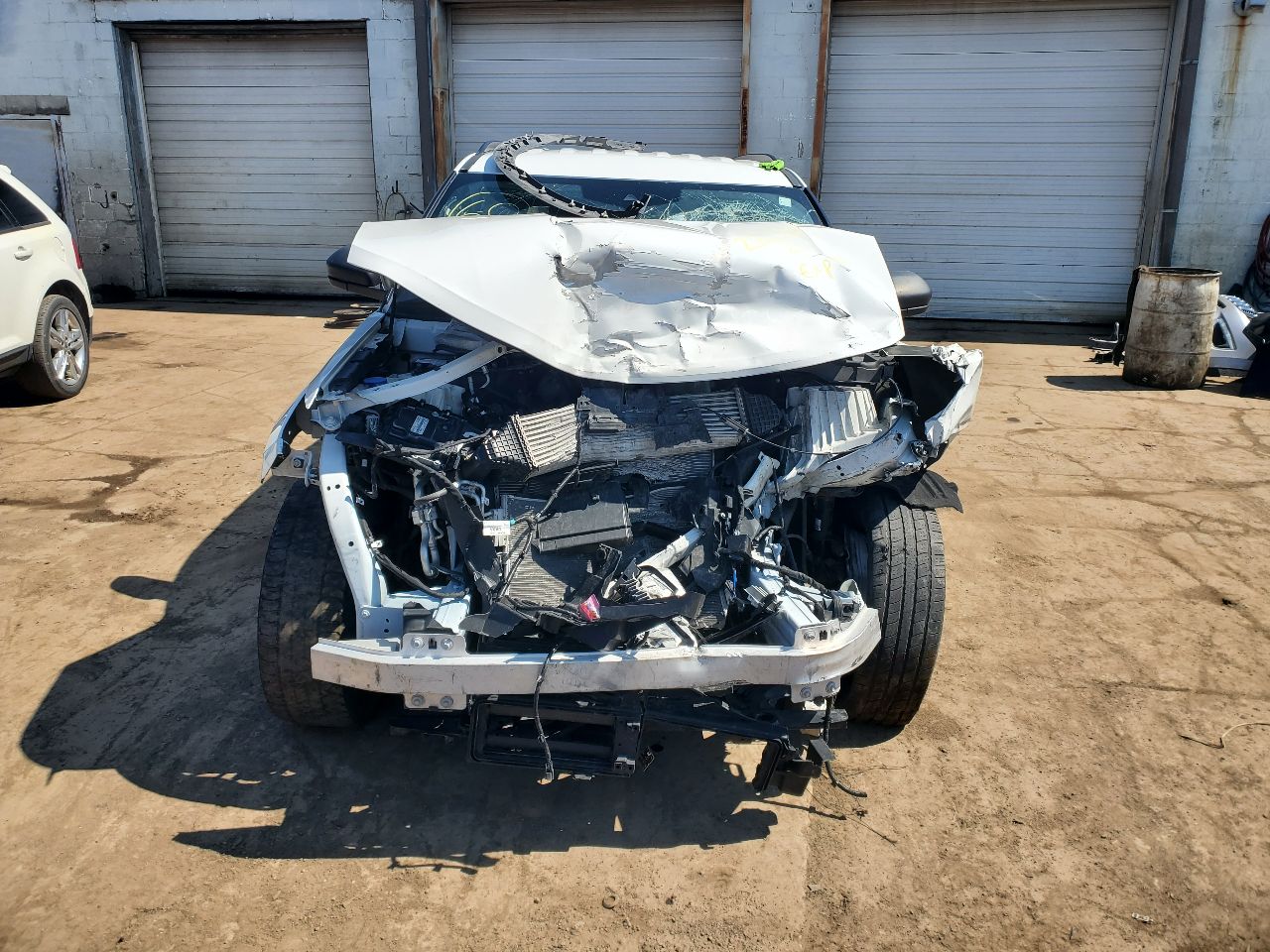 https://f005.backblazeb2.com/file/img-partshotlines-com/Inventory/MA726/Vehicle/41938_02.jpg