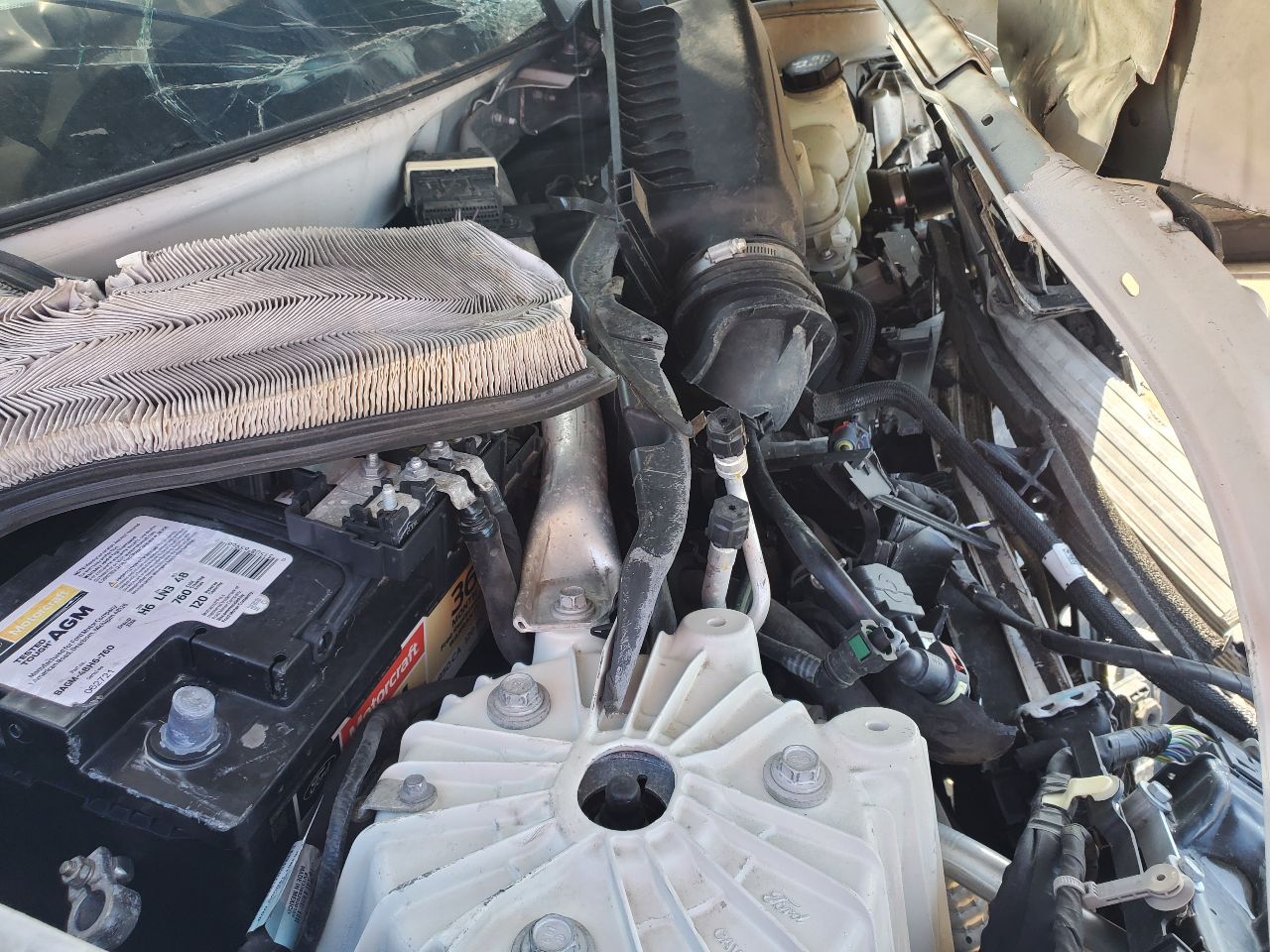 https://f005.backblazeb2.com/file/img-partshotlines-com/Inventory/MA726/Vehicle/41938_09.jpg