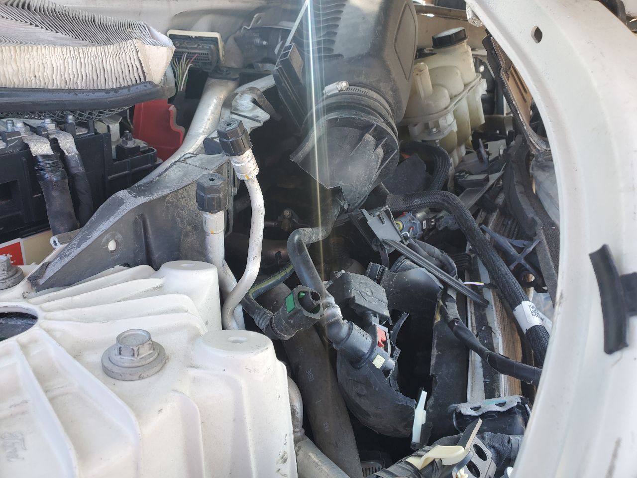https://f005.backblazeb2.com/file/img-partshotlines-com/Inventory/MA726/Vehicle/41938_10.jpg