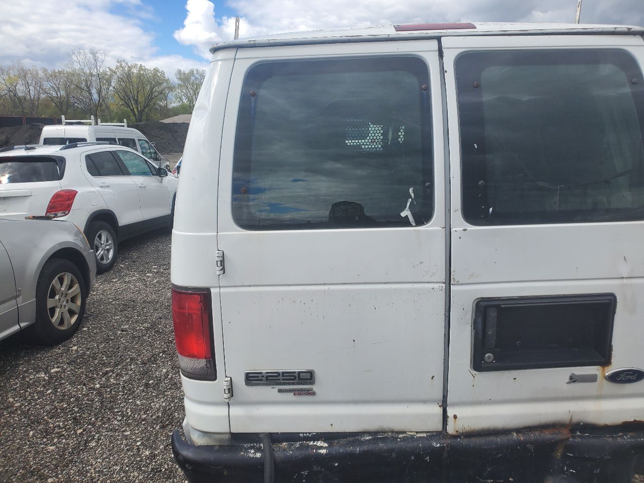 https://f005.backblazeb2.com/file/img-partshotlines-com/Inventory/MA726/Vehicle/42036_07.jpg