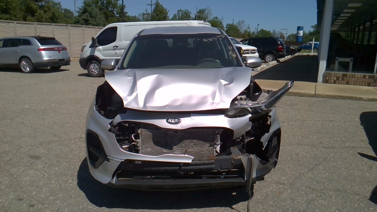 https://f005.backblazeb2.com/file/img-partshotlines-com/Inventory/MA726/Vehicle/42205_02.jpg