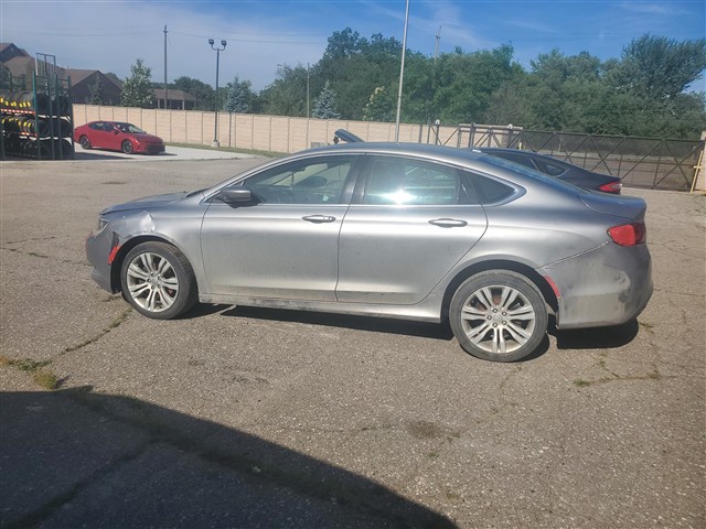 https://f005.backblazeb2.com/file/img-partshotlines-com/Inventory/MA726/Vehicle/42265_04.jpg