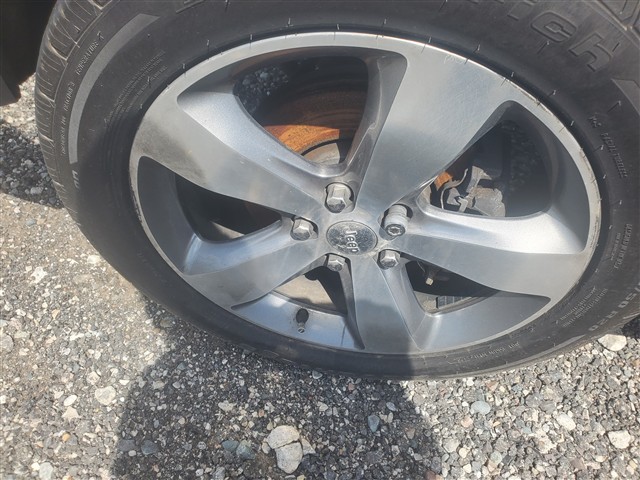 Vehicle/42324_11.jpg