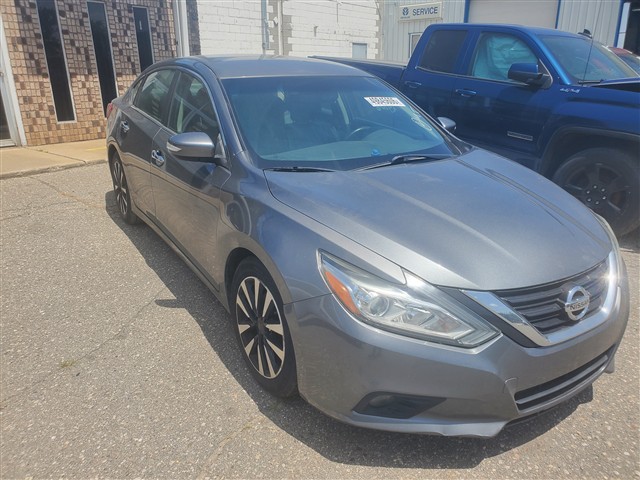 https://f005.backblazeb2.com/file/img-partshotlines-com/Inventory/MA726/Vehicle/42382_01.jpg