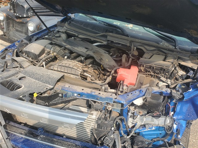 https://f005.backblazeb2.com/file/img-partshotlines-com/Inventory/MA726/Vehicle/42498_10.jpg