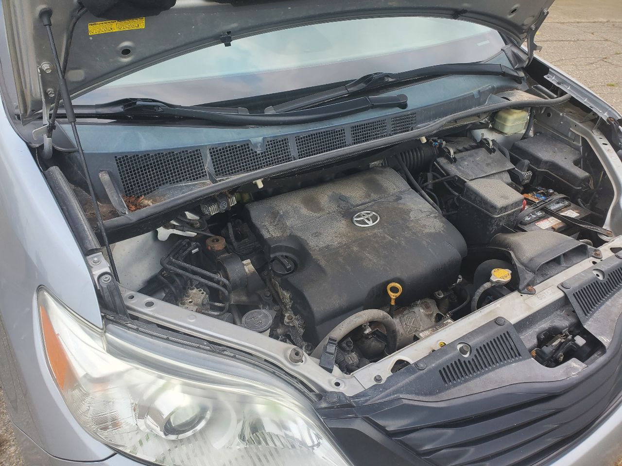 https://f005.backblazeb2.com/file/img-partshotlines-com/Inventory/MA726/Vehicle/42606_08.jpg