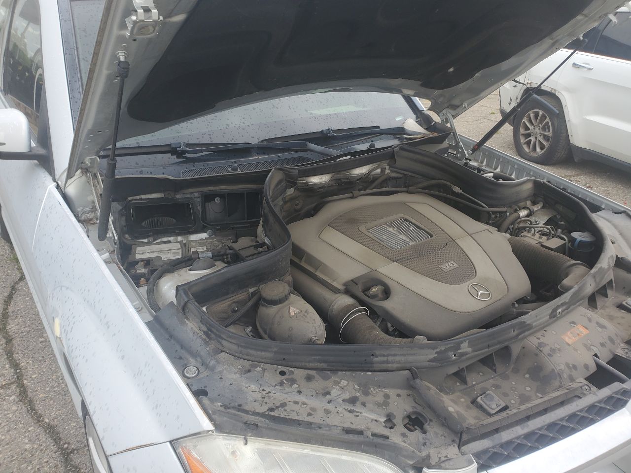 https://f005.backblazeb2.com/file/img-partshotlines-com/Inventory/MA726/Vehicle/42788_09.jpg